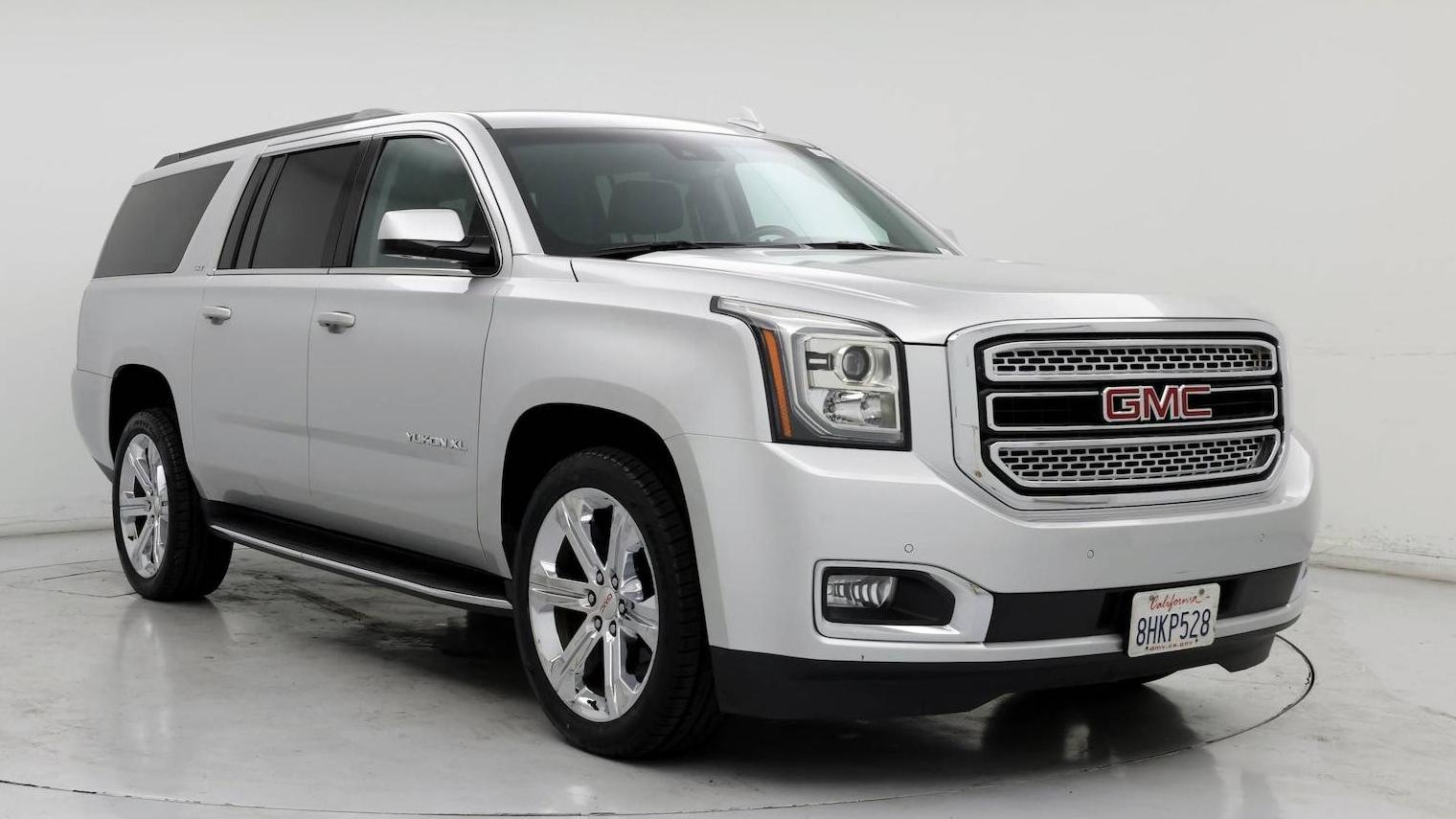 GMC YUKON XL 2018 1GKS1GKC0JR265086 image